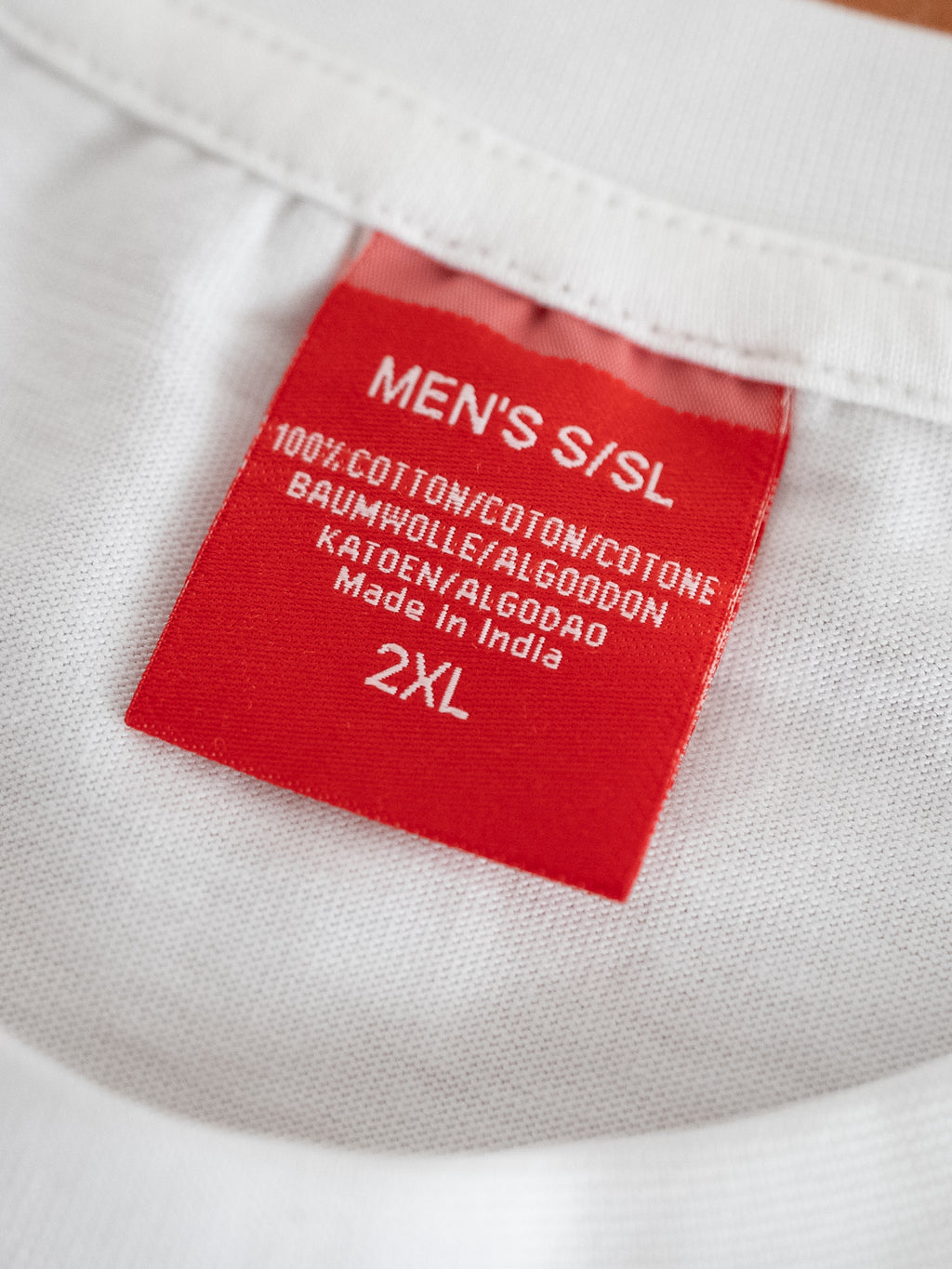 'The World is a Lie' round neck t-shirt